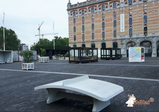 Fuß-Volleyball Tisch aus Beton – Bild 3